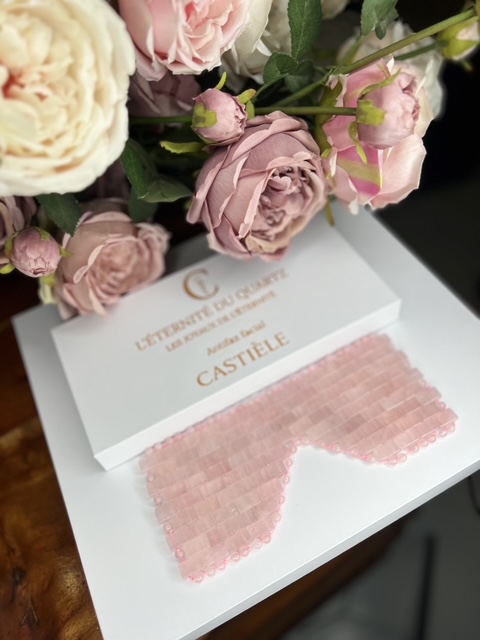 antifaz de cuarzo rosa